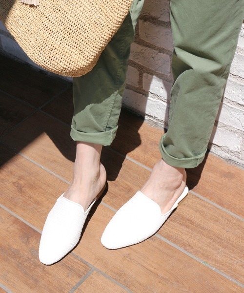 Fin（フィン）の「メッシュフラットミュール（サンダル・レディース・ブラック/アイボリー/キャメル・LL/S/M/L）」の17枚目の写真