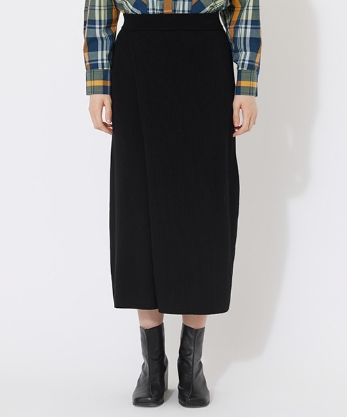 AZUL by moussy（アズールバイマウジー）の「WRAP TIGHT KNIT SKIRT/ダブルラップタイトニットスカート（スカート・レディース・ブラック/カーキ・SMALL/MEDIUM）」の5枚目の写真