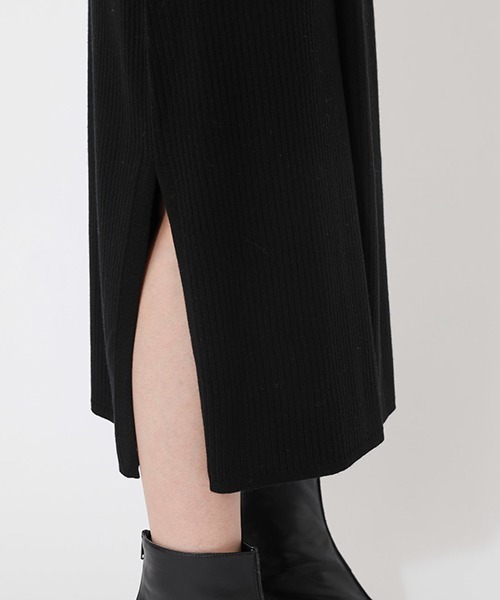 AZUL by moussy（アズールバイマウジー）の「WRAP TIGHT KNIT SKIRT/ダブルラップタイトニットスカート（スカート・レディース・ブラック/カーキ・SMALL/MEDIUM）」の9枚目の写真