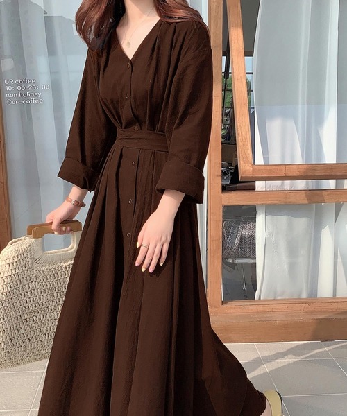 ABITOKYO(アビトーキョー)の「ウエストマーク タックロング リネンライクワンピース(ワンピース・レディース・ホワイト/ブラック/ブルーグレー/ベージュ/ライトグレー/ライトパープル/ダークグレー/ダークグリーン/ネイビー/ブラウン/ホワイト系その他/ブルー系その他/サックスブルー/ミント・FREE)」の7枚目の写真