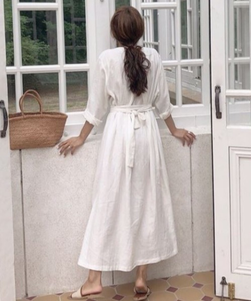 ABITOKYO(アビトーキョー)の「ウエストマーク タックロング リネンライクワンピース(ワンピース・レディース・ホワイト/ブラック/ブルーグレー/ベージュ/ライトグレー/ライトパープル/ダークグレー/ダークグリーン/ネイビー/ブラウン/ホワイト系その他/ブルー系その他/サックスブルー/ミント・FREE)」の18枚目の写真