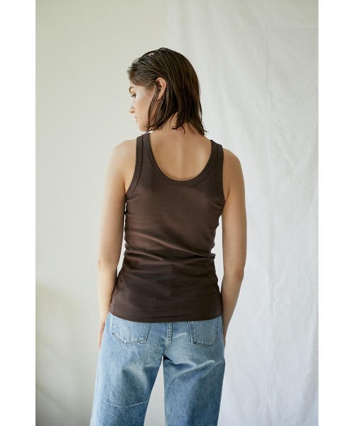 BLACK BY MOUSSY（ブラックバイマウジー）の「2way high twist tank top（2ウェイハイツイストタンクトップ）（タンクトップ・レディース・ブラウン/ブルー/ホワイト/ライトカーキ・FREE）」の8枚目の写真