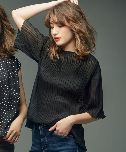 ５分袖シフォンプリーツブラウス