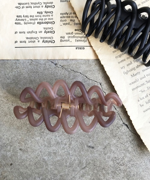 aller au lit（アレオリ）の「FT:aller au lit（アレオリ） バンス（バレッタ/ヘアクリップ・レディース・ブラック/ブラウン/キャメル・FREE）」の5枚目の写真