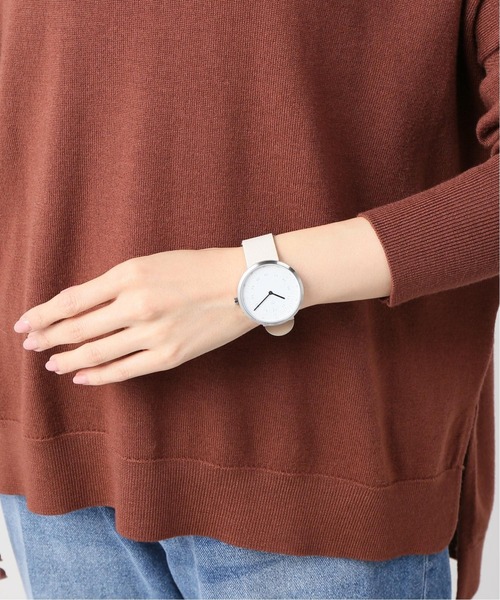 Mavenwatches（マベンウォッチズ）の「MAVEN DRIZZLE OFFWHITE 40mm（アナログ腕時計・レディース・シルバー・FREE）」の3枚目の写真