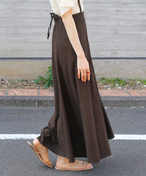 Crisp（クリスプ）の「ダブルサスペンダーフレアスカート（スカート・レディース・ダークブラウン/グレー・FREE）」の6枚目の写真