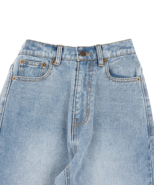 PUNYUS（プニュズ）の「スリットデニムパンツ（デニムパンツ・レディース・ライトブルー/インディゴブルー/ホワイト・1/2/4/3）」の18枚目の写真