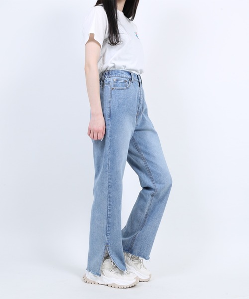 PUNYUS（プニュズ）の「スリットデニムパンツ（デニムパンツ・レディース・ライトブルー/インディゴブルー/ホワイト・1/2/4/3）」の20枚目の写真