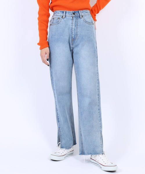 PUNYUS（プニュズ）の「スリットデニムパンツ（デニムパンツ・レディース・ライトブルー/インディゴブルー/ホワイト・1/2/4/3）」の10枚目の写真