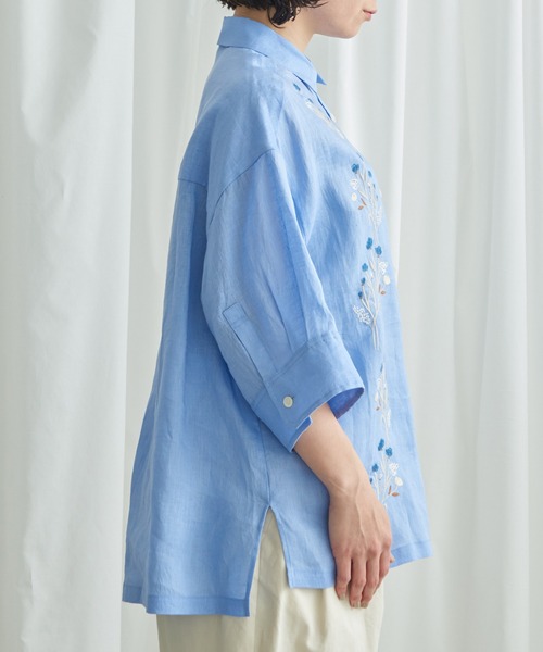 Lene（レネ）の「すみれの花刺しゅう　フレアシャツ（シャツ/ブラウス・レディース・ブラック/ブルー/アイボリー・FREE）」の18枚目の写真