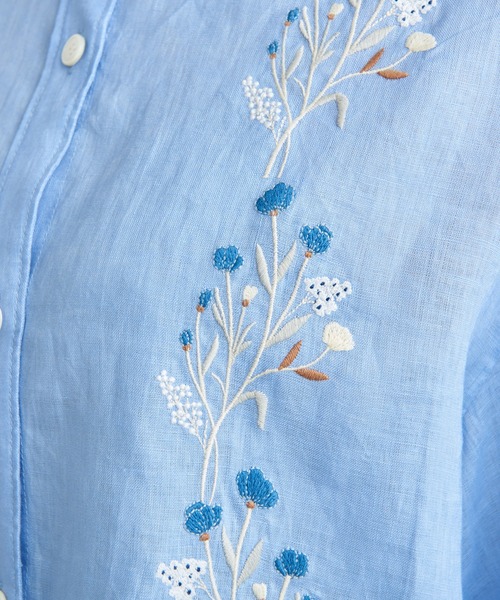 Lene（レネ）の「すみれの花刺しゅう　フレアシャツ（シャツ/ブラウス・レディース・ブラック/ブルー/アイボリー・FREE）」の22枚目の写真