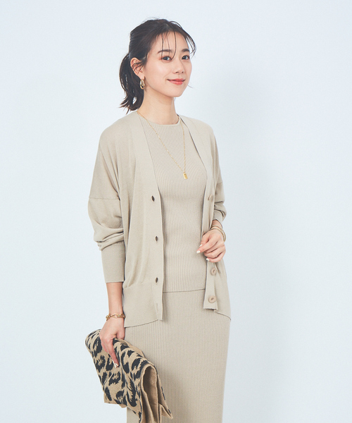 Rouge vif（ルージュヴィフ）の「Vネックオーバーカーディガン（カーディガン/ボレロ・レディース・ホワイト/ベージュ/ブラック/オフホワイト/ベージュ系その他/ブラック系その他/ピンク・フリー）」の12枚目の写真