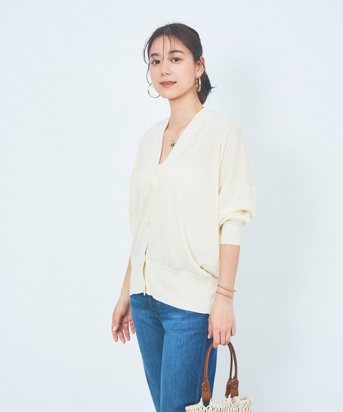 Rouge vif（ルージュヴィフ）の「Vネックオーバーカーディガン（カーディガン/ボレロ・レディース・ホワイト/ベージュ/ブラック/オフホワイト/ベージュ系その他/ブラック系その他/ピンク・フリー）」の21枚目の写真