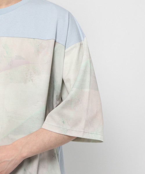UNSTUDIED（アンスタディード）の「[UNSTUDIED]マーブルプリントコンビＴシャツ（Tシャツ/カットソー・メンズ・ライトブルー/ベージュ・MEDIUM/LARGE）」の6枚目の写真