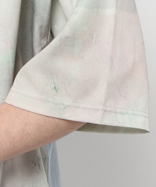 UNSTUDIED（アンスタディード）の「[UNSTUDIED]マーブルプリントコンビＴシャツ（Tシャツ/カットソー・メンズ・ライトブルー/ベージュ・MEDIUM/LARGE）」の10枚目の写真
