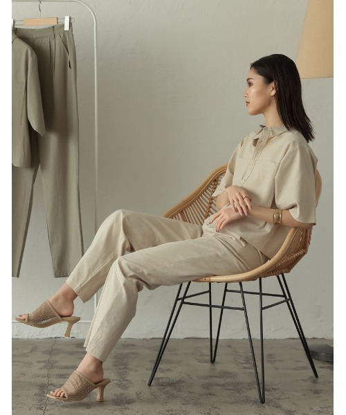 Re:EDIT（リエディ）の「[低身長/高身長サイズ有]リネンブレンドダブルタックパンツ（スラックス・レディース・アイボリー/カーキ/ベージュ・AL/BS/SMALL/AS/LARGE/AM/BM/MEDIUM）」の4枚目の写真