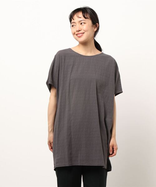 INTERPLANET（インタープラネット）の「オーガニックコットン前後２ＷＡＹ　プルオーバー（Tシャツ/カットソー・レディース・チャコールグレー/ベージュ/オリーブ・FREE）」の18枚目の写真