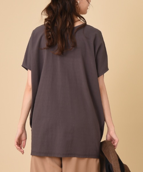 INTERPLANET（インタープラネット）の「オーガニックコットン前後２ＷＡＹ　プルオーバー（Tシャツ/カットソー・レディース・チャコールグレー/ベージュ/オリーブ・FREE）」の15枚目の写真