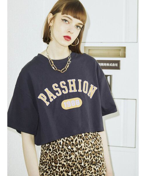 jouetie(ジュエティ)の「カレッジロゴTシャツ(Tシャツ/カットソー・レディース・オフホワイト/ブラック/ネイビー・MEDIUM)」の15枚目の写真