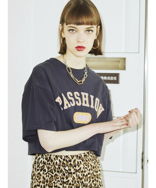 jouetie(ジュエティ)の「カレッジロゴTシャツ(Tシャツ/カットソー・レディース・オフホワイト/ブラック/ネイビー・MEDIUM)」の17枚目の写真