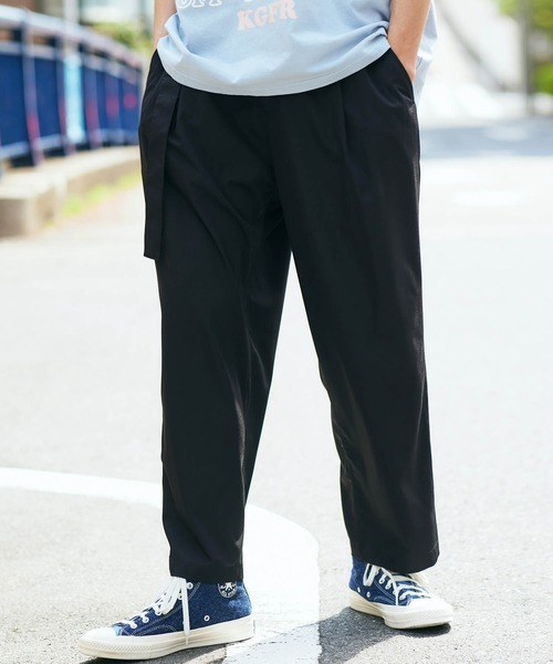 KGFR（カガフリ）の「直営店・WEB限定 KGFR(カガフリ)ワイドテーパードパンツ（その他パンツ・メンズ・ライトグリーン/ブラック/ベージュ/ライトグレー・L/M/S）」の2枚目の写真