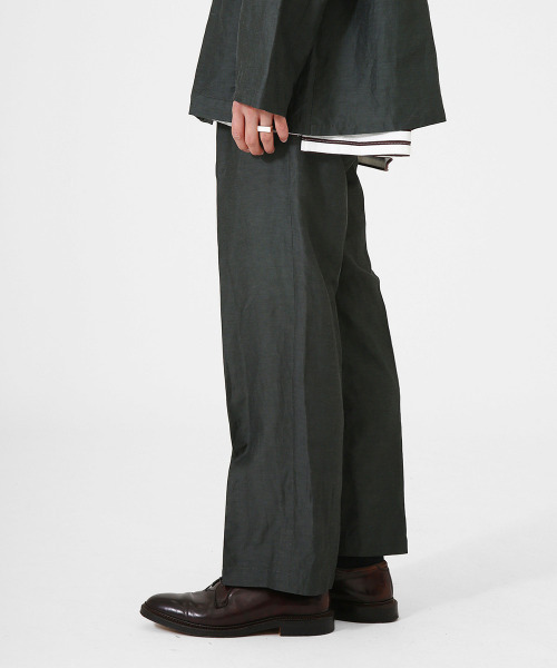 marka（マーカ）の「marka / マーカ：【ONLY ARK】別注 STRAIGHT FIT TROUSERS - cu/li/co cloth -：M21B-01PT02C[COR]（その他パンツ・メンズ・グリーン/ブルー系その他・1/3/2）」の10枚目の写真