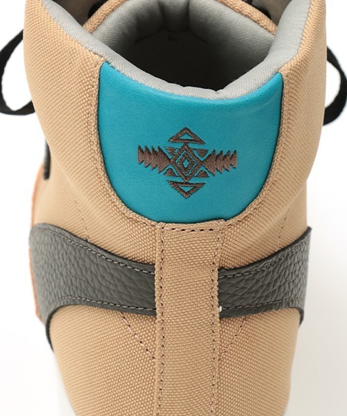 チチカカ（チチカカ）の「カラースキームハイカットスニーカー（スニーカー・レディース・ベージュ/ブラック/グレー・MEDIUM/LARGE）」の22枚目の写真