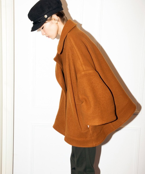 AVIE（アビィ）の「ウールモッサA-ラインコート（チェスターコート・レディース・ブラック/キャメル・38）」の3枚目の写真