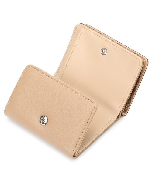 jouetie(ジュエティ)の「【jouetie/ジュエティ】 回転金具 三つ折りミニ財布(財布・レディース・ピンク系その他/ベージュ系その他/グレー系その他/ブラック/アイボリー/ワイン系/カーキ系/ネイビー/ブルー系その他/ベージュ系/ダークブラウン系/ダークグリーン系/ダークグリーン系1・FREE)」の19枚目の写真