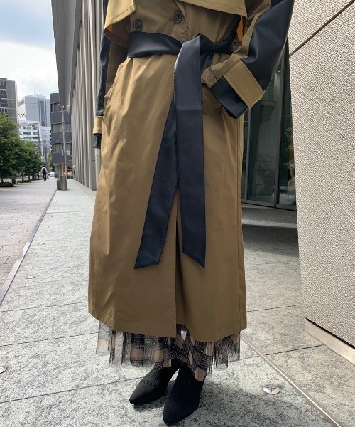 Chez toi（シェトワ）の「バイカラートレンチコート（トレンチコート・レディース・ブラック/ベージュ/カーキ・FREE）」の5枚目の写真