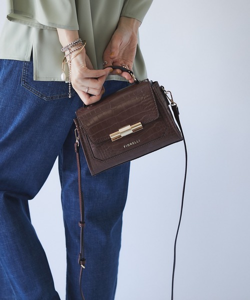FIORELLI（フィオレッリ）の「【FIORELLI(フィオレッリ)】クロコミニショルダー（ショルダーバッグ・レディース・ブラウン/ライトベージュ・FREE）」の3枚目の写真