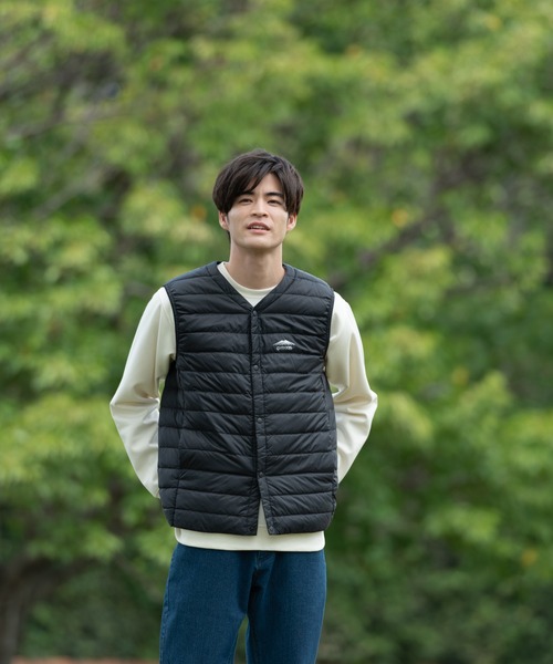 OUTDOOR PRODUCTS（アウトドアプロダクツ）の「【OUTDOOR PRODUCTS/アウトドアプロダクツ】軽量ダウン インナーベスト 撥水透湿防風ポケッタブル（パッカブル）700フィルパワー　ユニセックス（ダウンベスト・メンズ・チャコールグレー/オリーブ/ブラック・LARGE/MEDIUM/X-LARGE/XX-LARGE）」の6枚目の写真