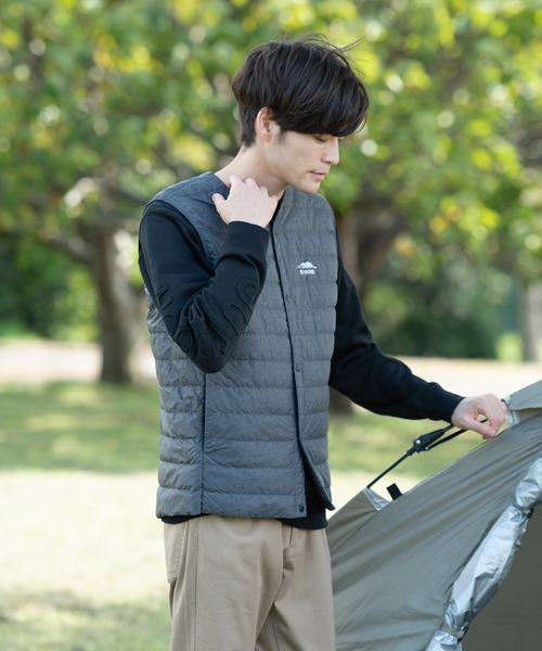 OUTDOOR PRODUCTS（アウトドアプロダクツ）の「【OUTDOOR PRODUCTS/アウトドアプロダクツ】軽量ダウン インナーベスト 撥水透湿防風ポケッタブル（パッカブル）700フィルパワー　ユニセックス（ダウンベスト・メンズ・チャコールグレー/オリーブ/ブラック・LARGE/MEDIUM/X-LARGE/XX-LARGE）」の15枚目の写真