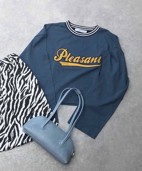 AS KNOW AS plus(アズノゥアズプラス)の「◇カレッジショートロンT(Tシャツ/カットソー・レディース・グリーン/ブルー/オフホワイト・FREE)」の1枚目の写真