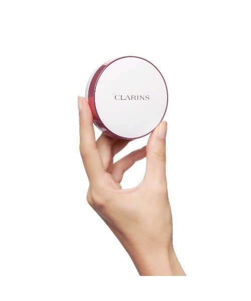 CLARINS(クラランス)の「ブライトプラス ブライトニング クッションファンデーション(ファンデーション・レディース・103 ivory/105 nude・FREE)」の4枚目の写真