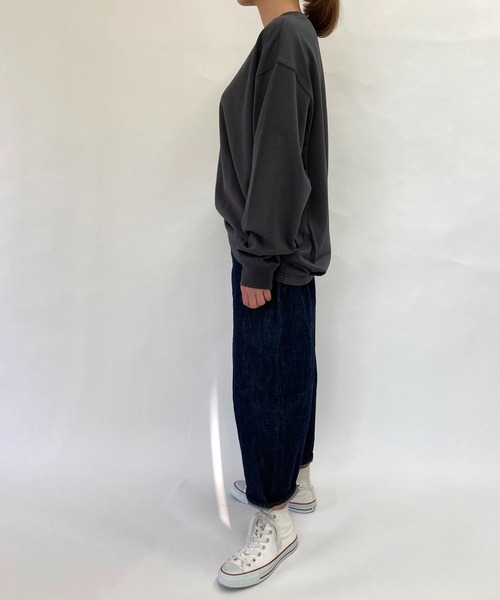 BROOKLYN OVERALL（ブルックリンオーバーオール）の「ドロップショルダースウェットシャツ（Tシャツ/カットソー・レディース・チャコールグレー/ダークブラウン/オフホワイト・FREE）」の17枚目の写真