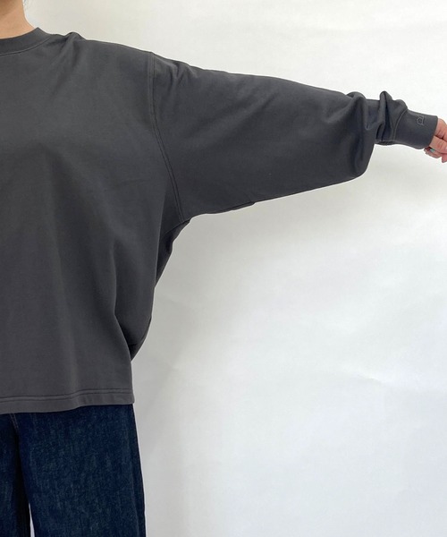 BROOKLYN OVERALL（ブルックリンオーバーオール）の「ドロップショルダースウェットシャツ（Tシャツ/カットソー・レディース・チャコールグレー/ダークブラウン/オフホワイト・FREE）」の21枚目の写真