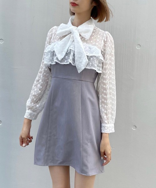 TITTY&CO.（ティティーアンドコー）の「長袖フラワーレースミニワンピース（ワンピース・レディース・ブラック/パープル・SMALL/MEDIUM）」の3枚目の写真