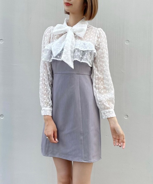 TITTY&CO.（ティティーアンドコー）の「長袖フラワーレースミニワンピース（ワンピース・レディース・ブラック/パープル・SMALL/MEDIUM）」の9枚目の写真