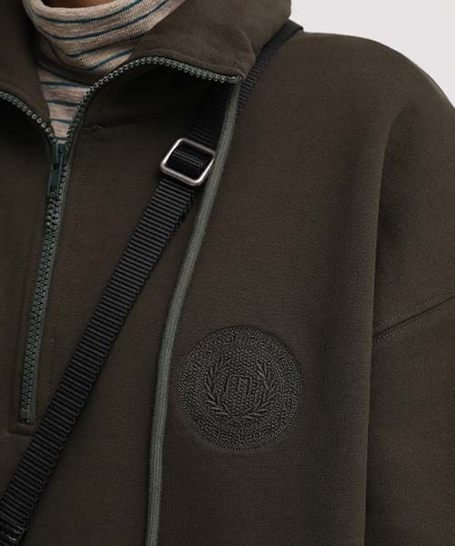 MASONPRINCE(メイソンプリンス)の「【MASONPRINCE】Oversized high neck half ZIP sweatshirt WY6061(スウェット・メンズ・ホワイト/ブラック/グレー/カーキ・S/M/L)」の8枚目の写真