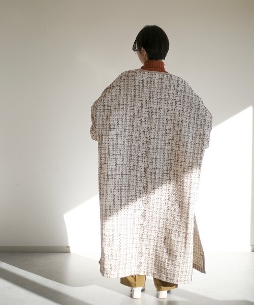 spoon store（スプーンストア）の「パイピングガウンコート（その他アウター・レディース・ブラック系/アイボリー系・フリー）」の7枚目の写真