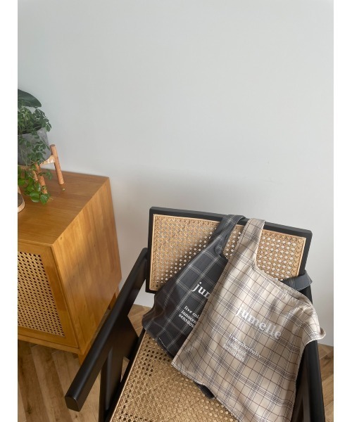 JUMELLE（ジュメロ）の「リボンチェックトート（トートバッグ・レディース・ベージュ/チャコールグレー・FREE）」の17枚目の写真