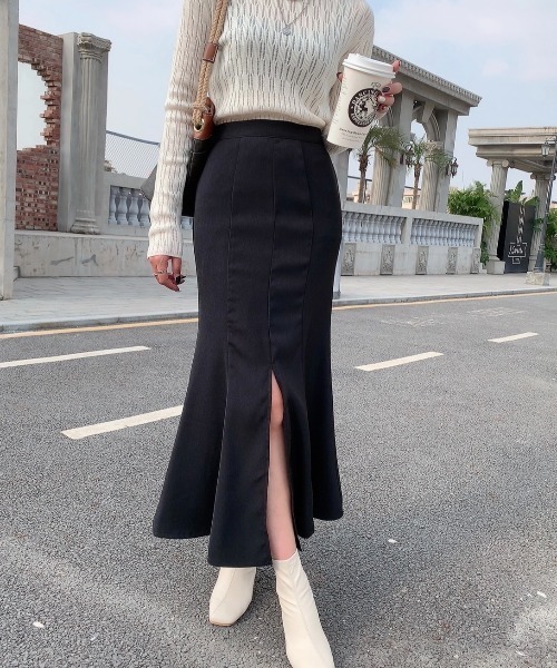 Diosfront(ディオスフロント)の「スリットマーメイドロングスカート(スカート・レディース・ブラック/モカ/アイボリー/ピンク/ブルーグレー・S/M/L)」の17枚目の写真