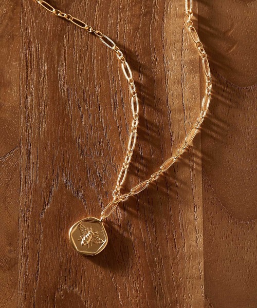 ear PAPILLONNER(イアパピヨネ)の「【WEB限定】メダイユネックレス(ネックレス・レディース・ゴールド/アンティークゴールド/ゴールド系その他2・ONE SIZE)」の11枚目の写真