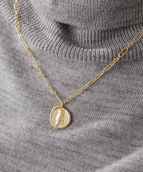 ear PAPILLONNER(イアパピヨネ)の「【WEB限定】メダイユネックレス(ネックレス・レディース・ゴールド/アンティークゴールド/ゴールド系その他2・ONE SIZE)」の9枚目の写真