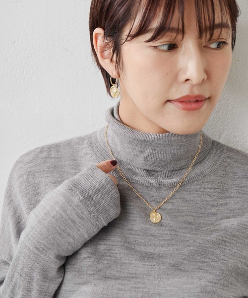 ear PAPILLONNER(イアパピヨネ)の「【WEB限定】メダイユネックレス(ネックレス・レディース・ゴールド/アンティークゴールド/ゴールド系その他2・ONE SIZE)」の12枚目の写真
