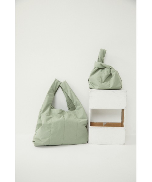 BLACK BY MOUSSY（ブラックバイマウジー）の「quilting small bag（キルティングスモールバック）（トートバッグ・レディース・ブラック/ライトカーキ・FREE）」の10枚目の写真