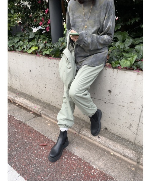 BLACK BY MOUSSY（ブラックバイマウジー）の「quilting small bag（キルティングスモールバック）（トートバッグ・レディース・ブラック/ライトカーキ・FREE）」の19枚目の写真