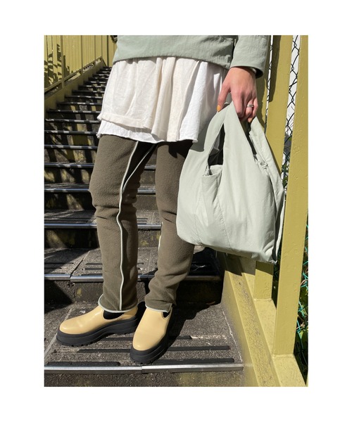 BLACK BY MOUSSY（ブラックバイマウジー）の「quilting small bag（キルティングスモールバック）（トートバッグ・レディース・ブラック/ライトカーキ・FREE）」の20枚目の写真