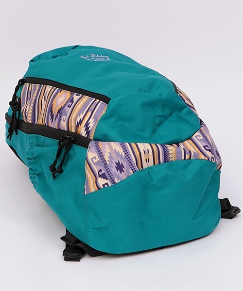 チチカカ(チチカカ)の「フルオープンリュックサック 【シリーズ累計10,000個突破】(バックパック/リュック・レディース・ブラック/ベージュ/グレー/グリーン・FREE)」の12枚目の写真